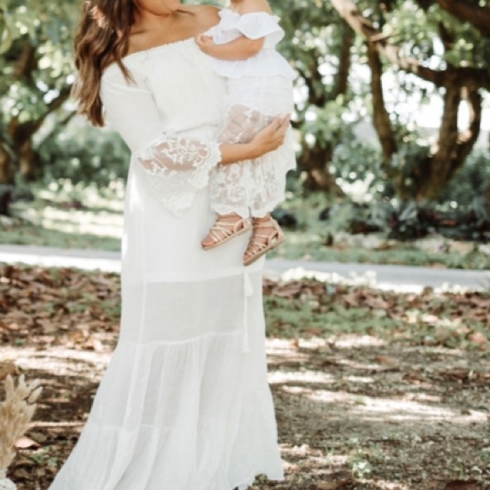 Photoshoot off shoulder maxi